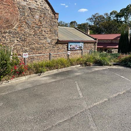 Gasworks B&B Cottages 斯特拉萨尔宾 外观 照片