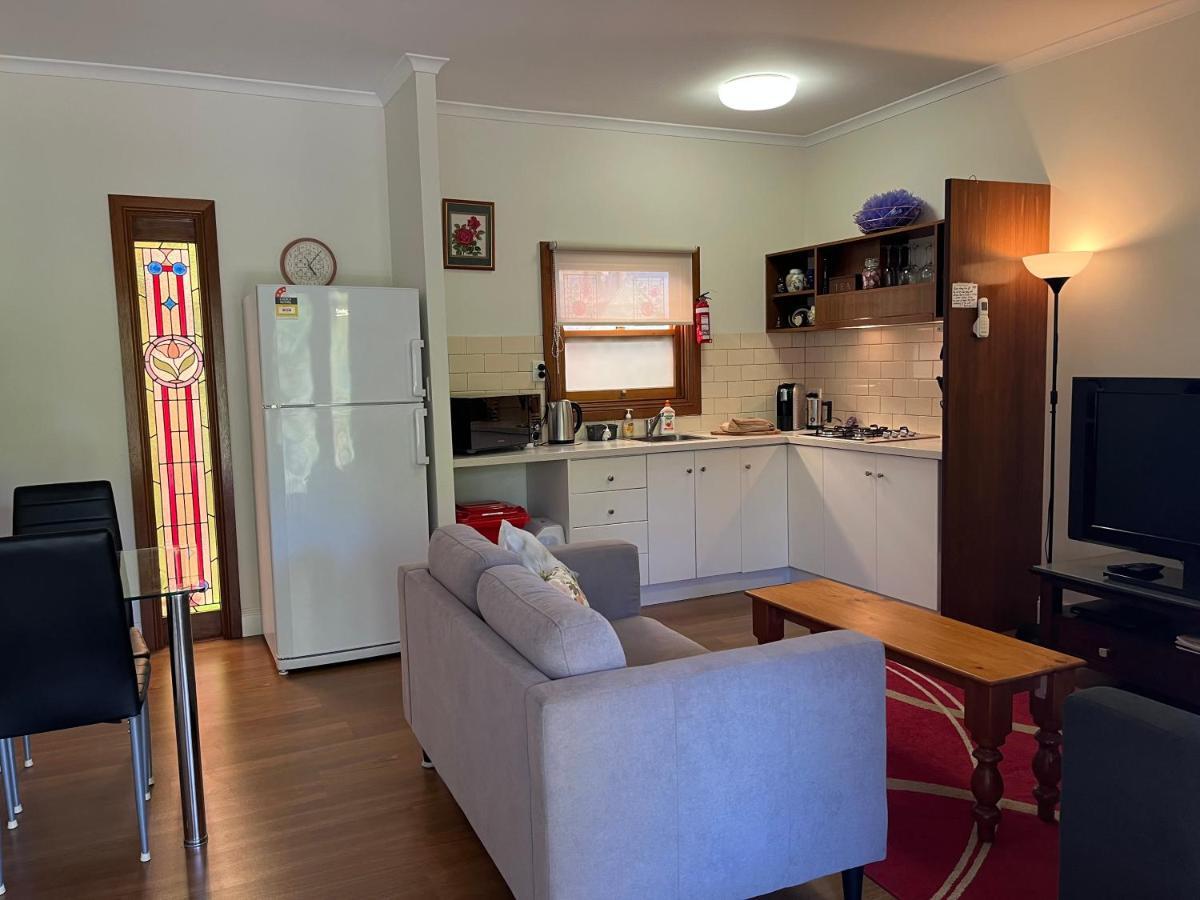 Gasworks B&B Cottages 斯特拉萨尔宾 外观 照片