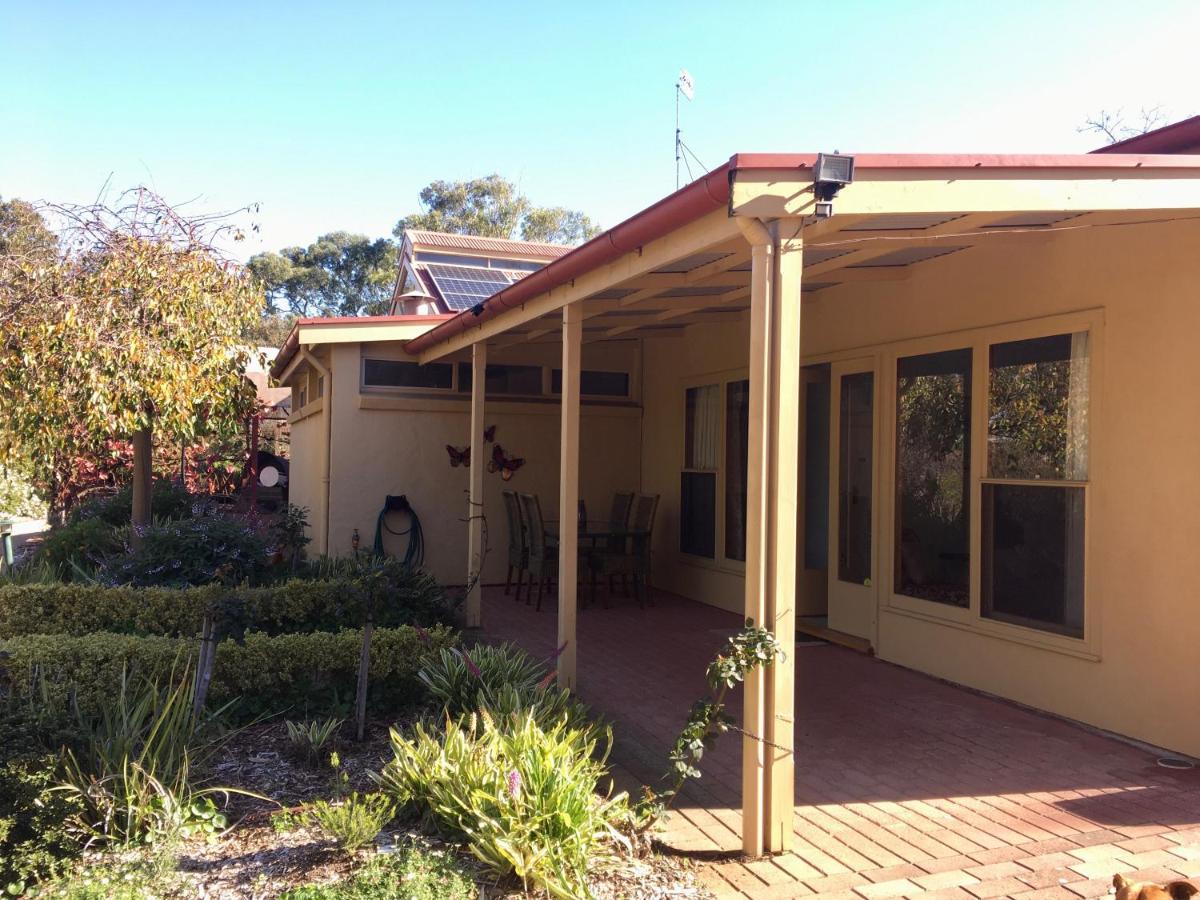 Gasworks B&B Cottages 斯特拉萨尔宾 外观 照片