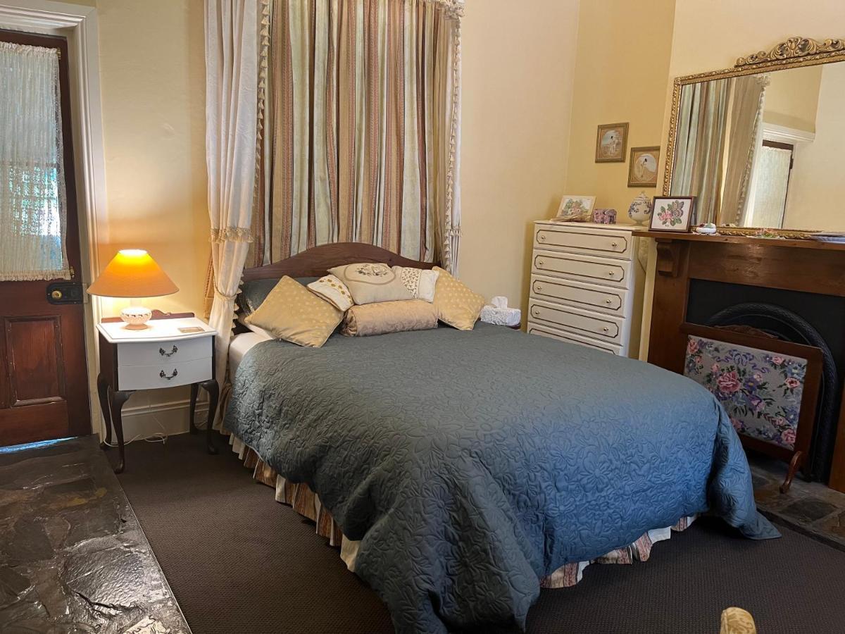 Gasworks B&B Cottages 斯特拉萨尔宾 外观 照片