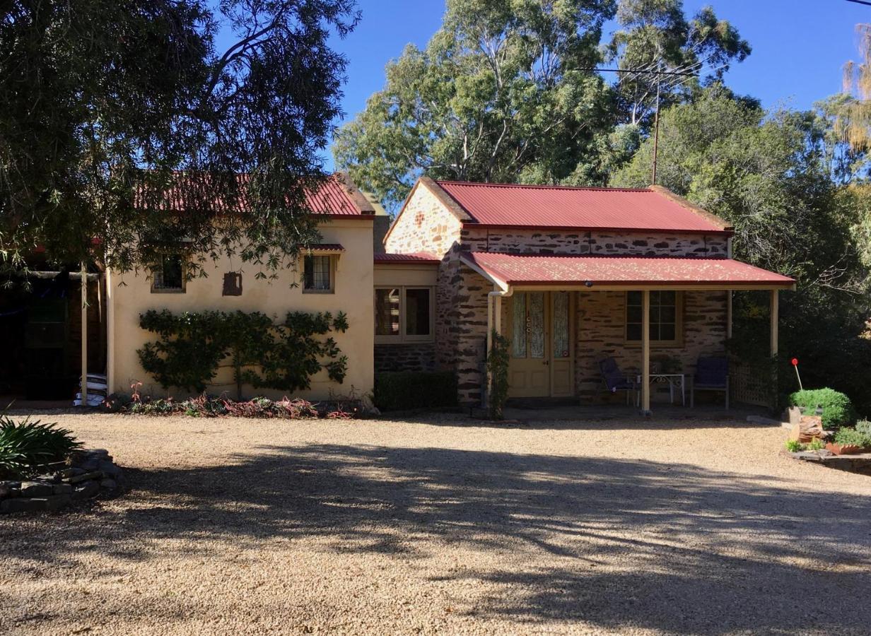 Gasworks B&B Cottages 斯特拉萨尔宾 外观 照片