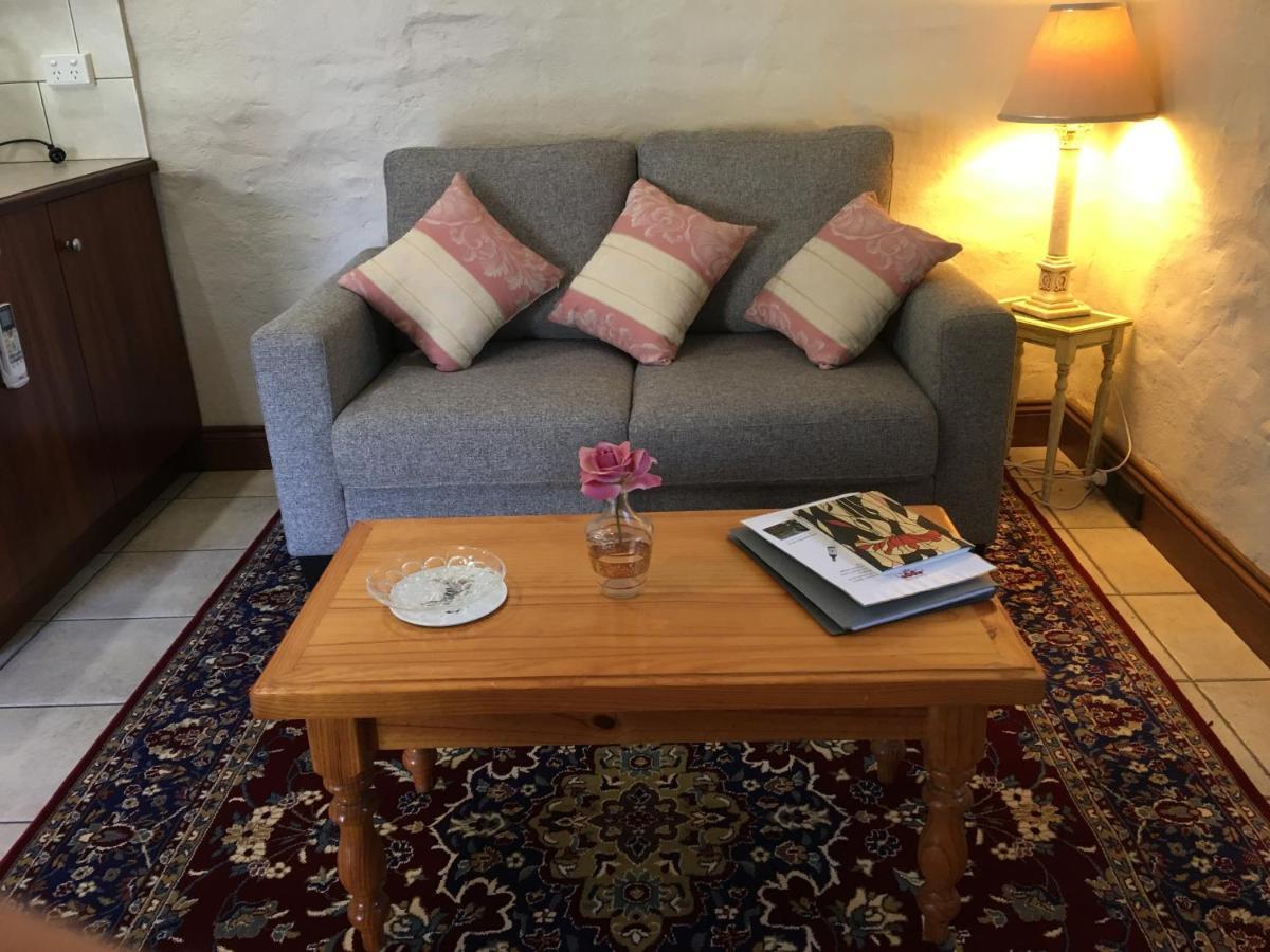 Gasworks B&B Cottages 斯特拉萨尔宾 外观 照片