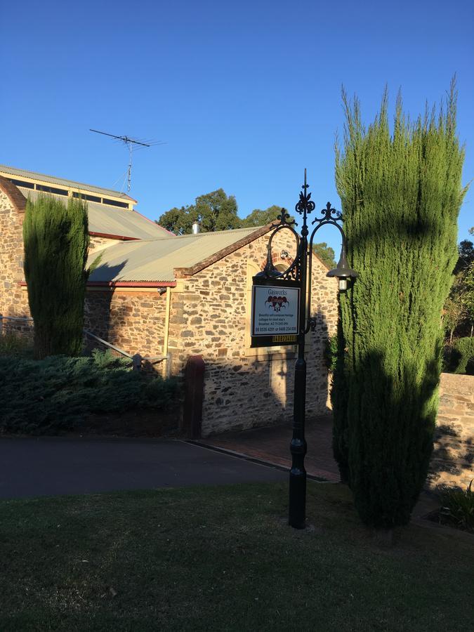 Gasworks B&B Cottages 斯特拉萨尔宾 外观 照片