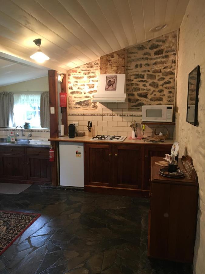 Gasworks B&B Cottages 斯特拉萨尔宾 外观 照片
